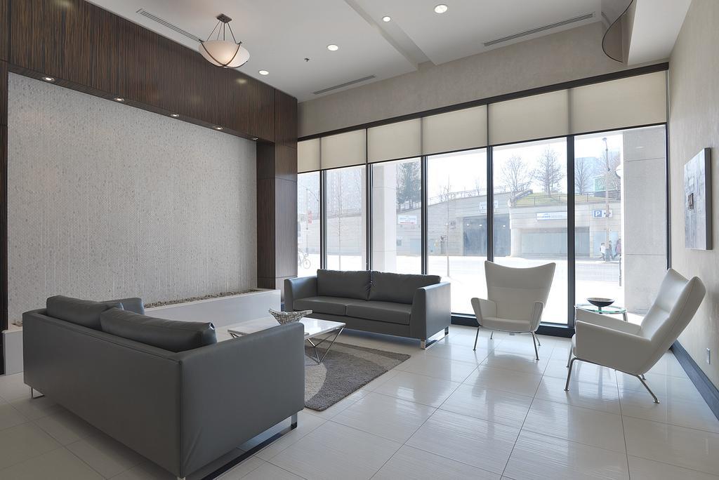 Napa Furnished Suites At Cn Tower & Maple Leaf Square Toronto Habitación foto